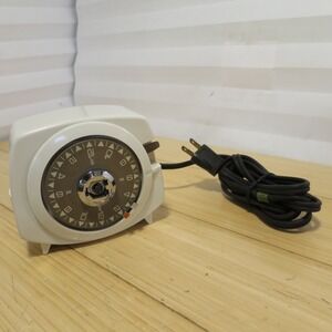 Vintage Intermatic Time-All Lamp & Appliance Timer Model A211-6 Tested & Working